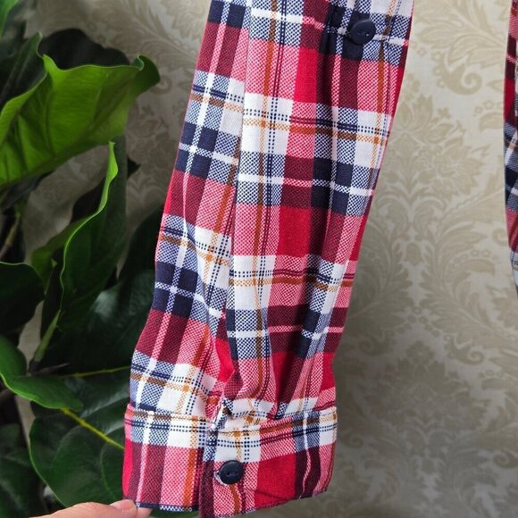 White Mark Size 3XL Button Up Tunic Top Long Sleeve Red White Blue Plaid NWT - Picture 6 of 15